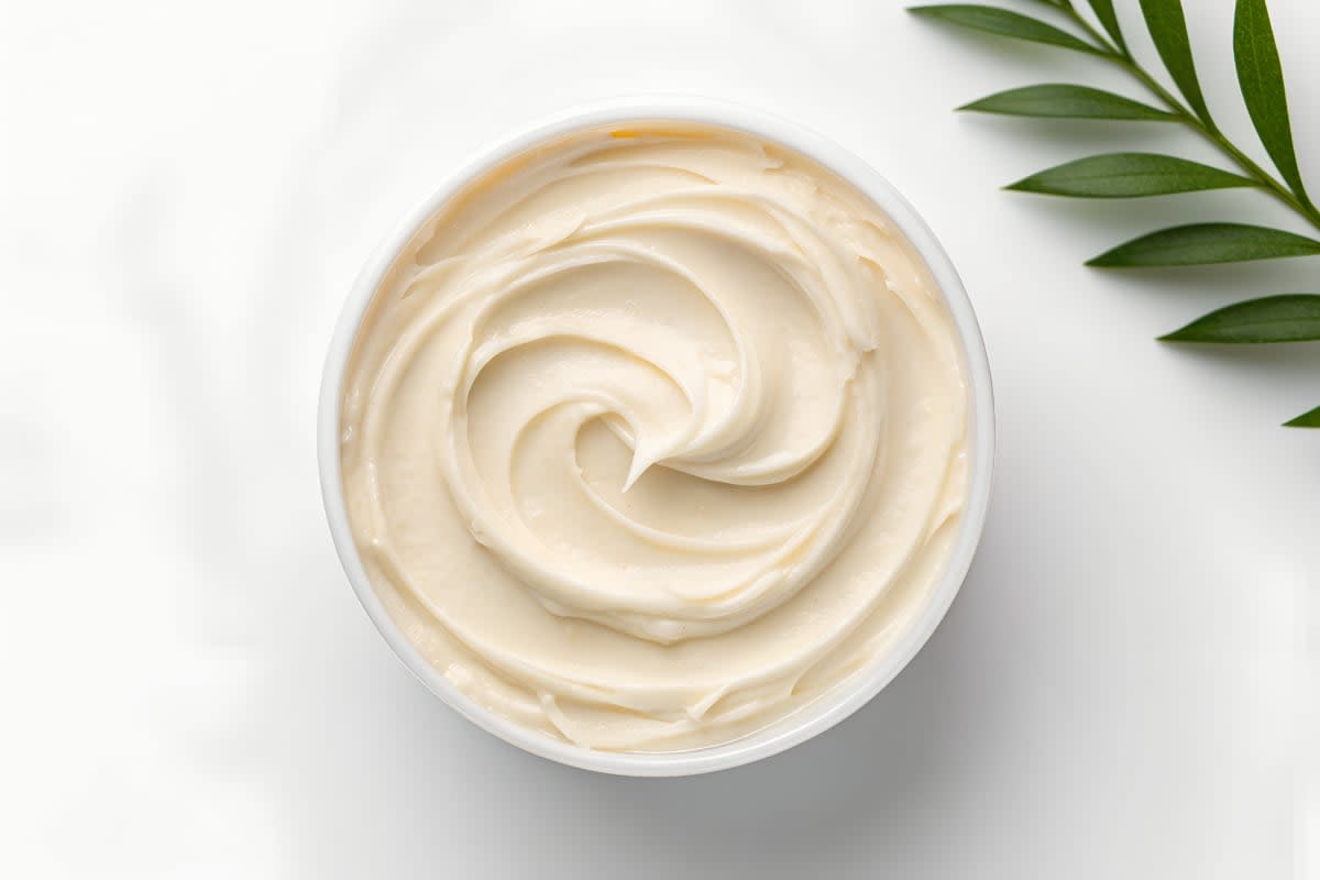 Whipped body butter with tropical botanicals